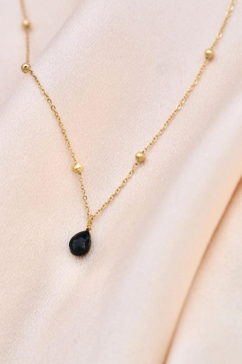 vc black onyx necklace