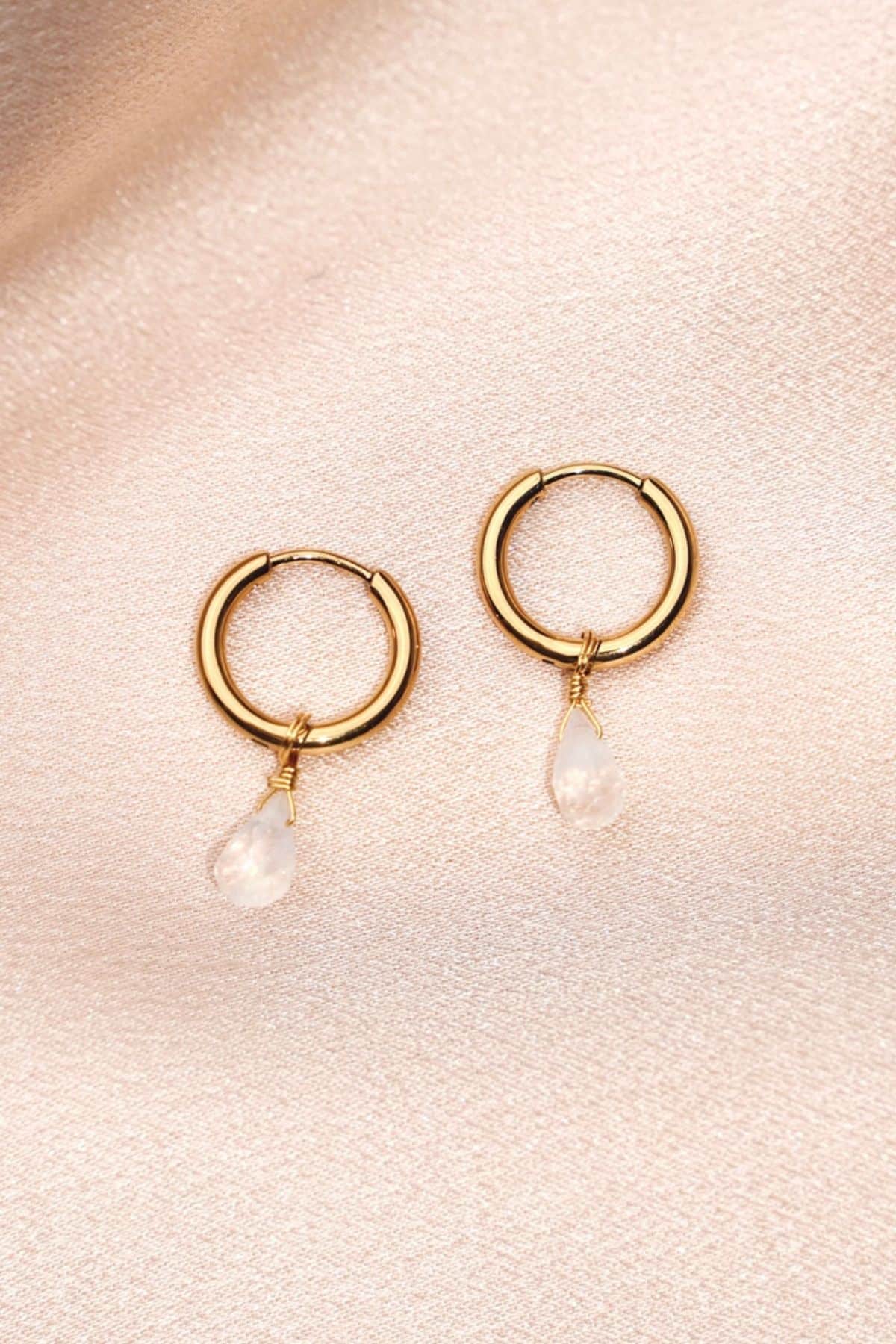 vc crystal earrings