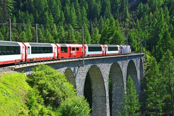 Glacier Express Albula