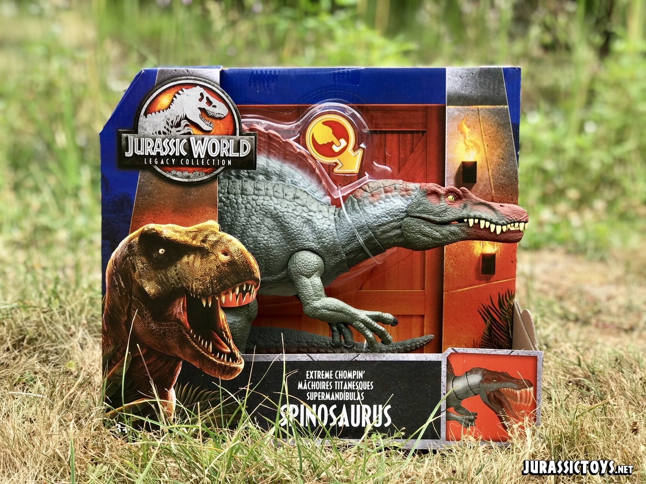 Mattel Jurassic World Extreme Chompin Spinosaurus