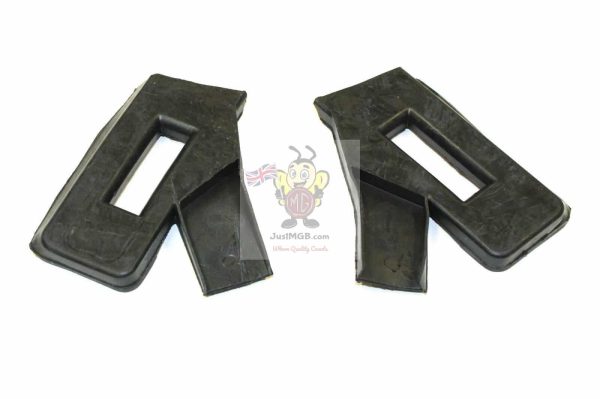 AHH7068 + AHH7069 - Pair MGB Roadster Rubber Pedestals (RH + LH)