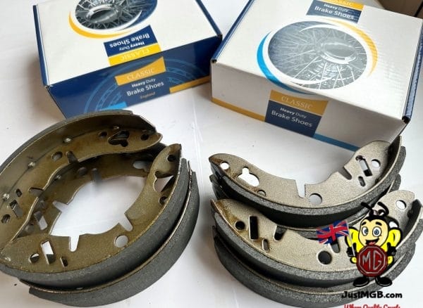 GBS740 - Rear Brake Shoe Set (MGB1800 + V8)
