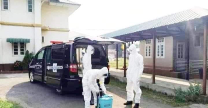 ကိုဗစ်အတည်ပြုလူနာအမျိုးသမီးတစ်ဦး ရောဂါပျောက်ကင်း၍ ကျိုက်ထိုမြို့နယ်ဆေးရုံမှ ဆင်း