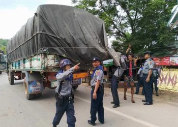 စစ်ကောင်စီက နှစ်ရက်အတွင်း ကျပ်သိန်းနှစ်သောင်းနီးပါး တရားမဝင်ကုန်ပစ္စည်းများ ဖမ်းဆီးခဲ့ဟုဆို