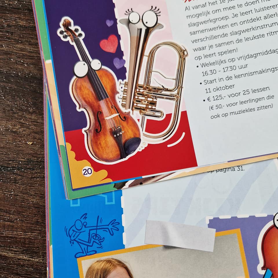 brochures4