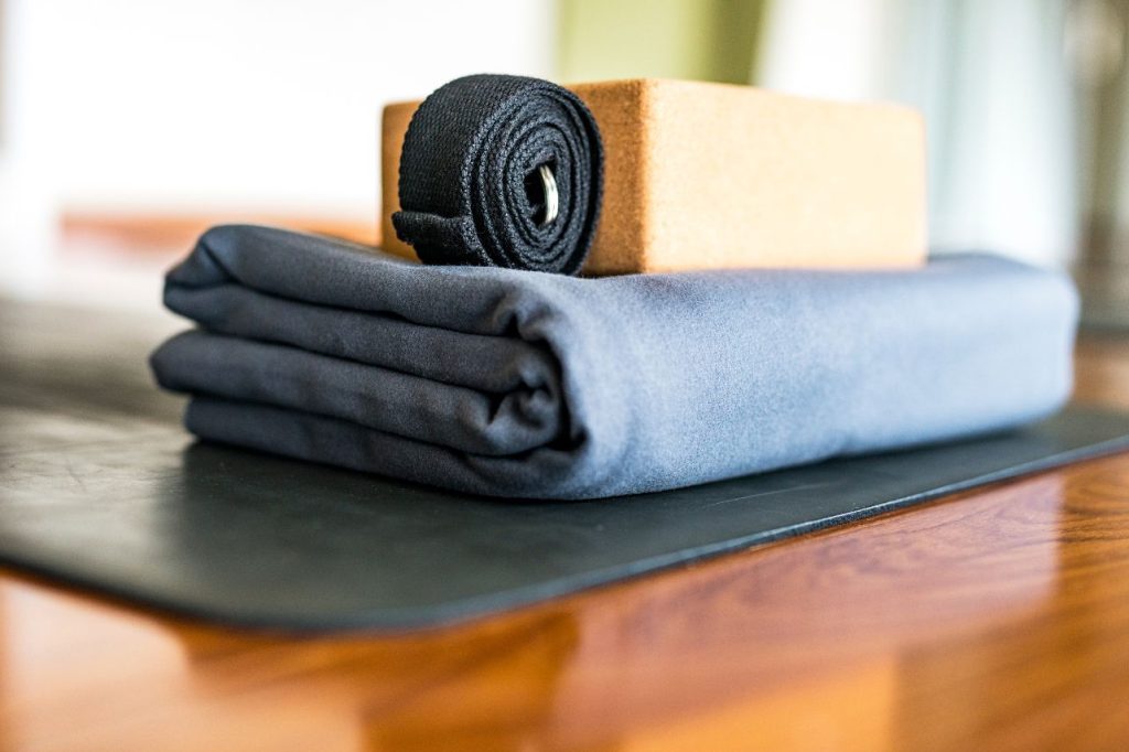 YogaProps1zu1