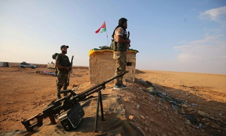 أعلن العراق، هاذ الأربعاء، عزمه في إعادة انتشار قواته على طول حدوده مع إيران وتركيا، بعد قصف متكرر من جارتين للعراق ضد المتمردين الأكراد والأتراك والإيرانيين في إقليم كردستان العراق.