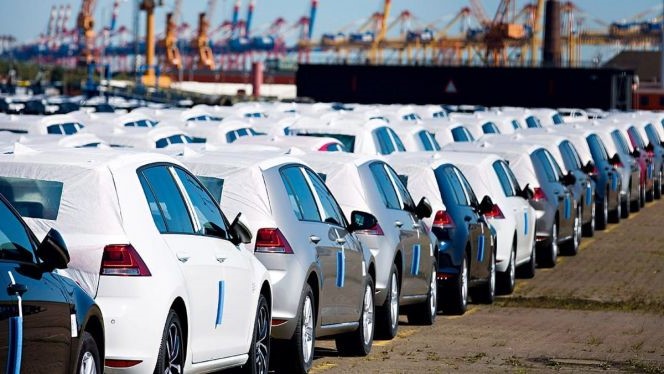 هدف المغرب هو إزالة الكربون، وتعمل الحكومة على توفير الكهرباء النظيفة لجميع المصنعين في المغرب بتكلفة أقل