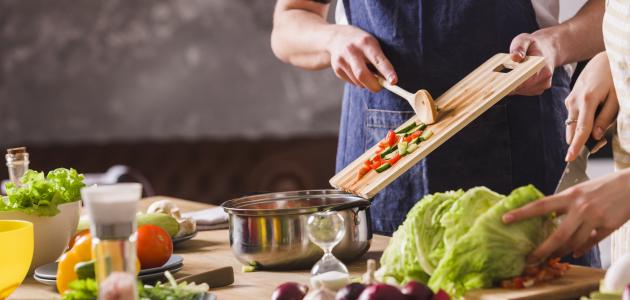 فن الطبخ هو في الطريقة التي يستخدمه بها الطباخ، والمكونات المطبوخة من خلاله