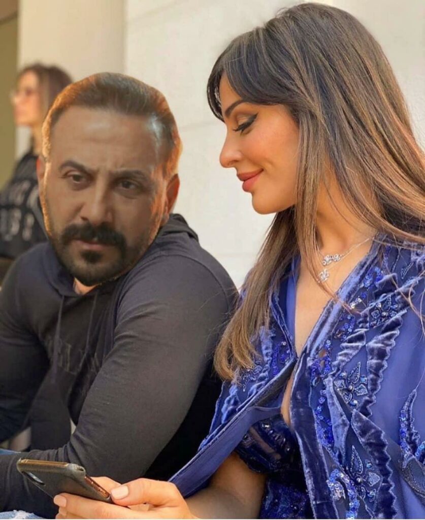 أعلنت الفنانة اللبنانية نادين نجيم، خبر تعاونها الجديد مع الممثل السوري قصي خولي