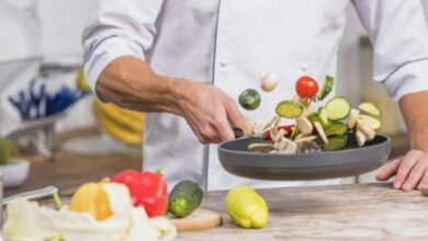 فن الطبخ هو في الطريقة التي يستخدمه بها الطباخ، والمكونات المطبوخة من خلاله