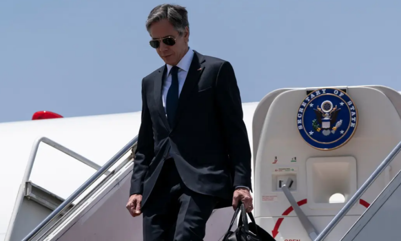 وزير الخارجية الأميركي يبدأ جولته من مصر