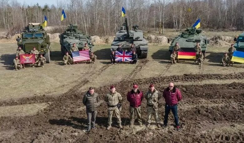 أولى الدبابات الثقيلة تصل أوكرانيا