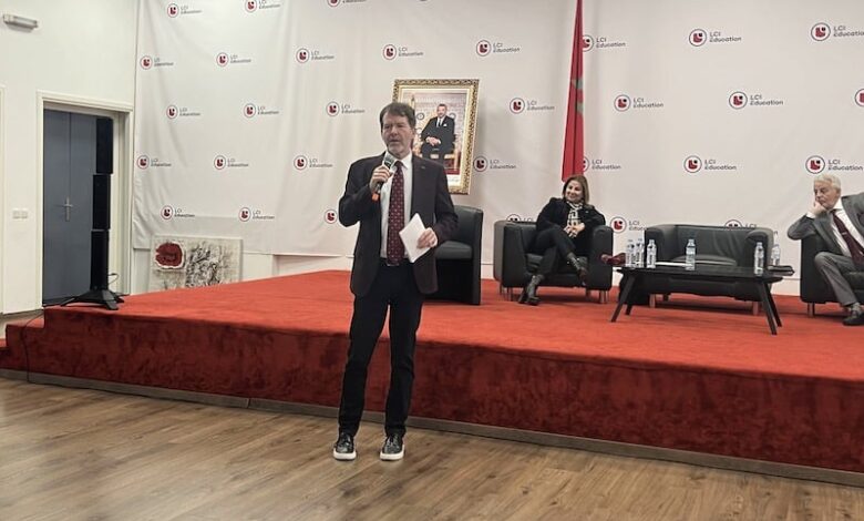 مستشار بوش: بايدن ذكي باتباع نهج ترامب بشأن الصحراء المغربية