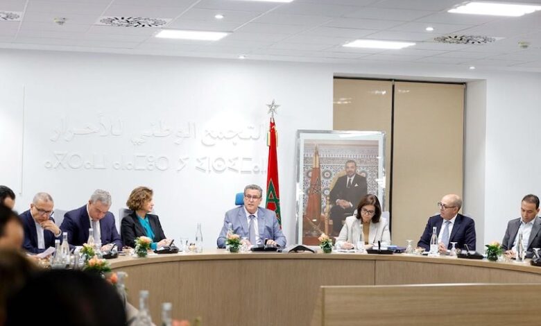 "حزب الأحرار" ينوه بقانون المالية