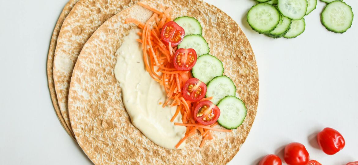 wrap met hummus en groenten