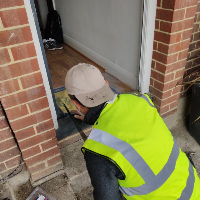 islington handyman fixing door sill