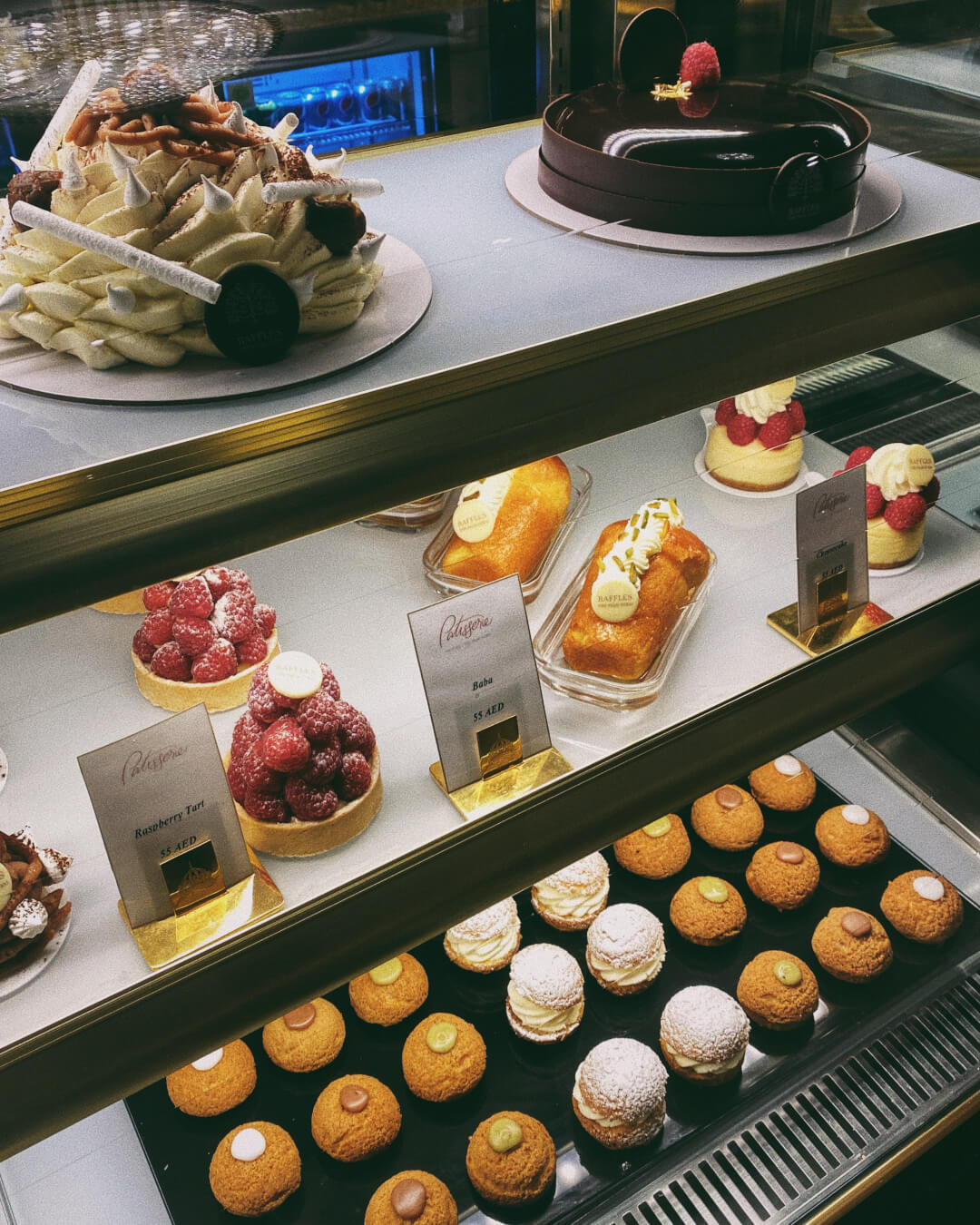Raffles The Palm Dubai - Raffles Patisserie Raffles The Palm Dubai - Raffles Patisserie