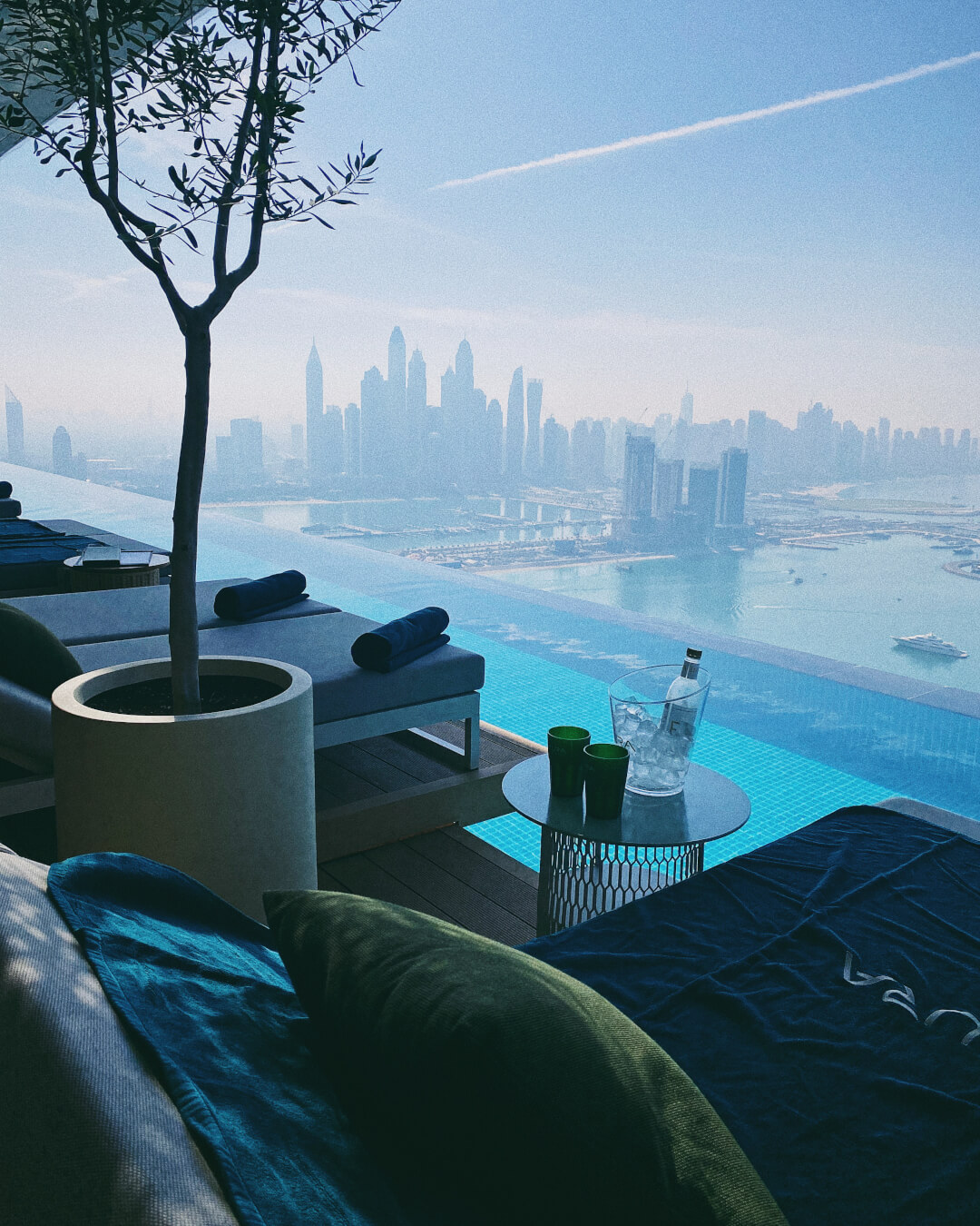 Aura Skypool Dubai Aura Skypool Dubai