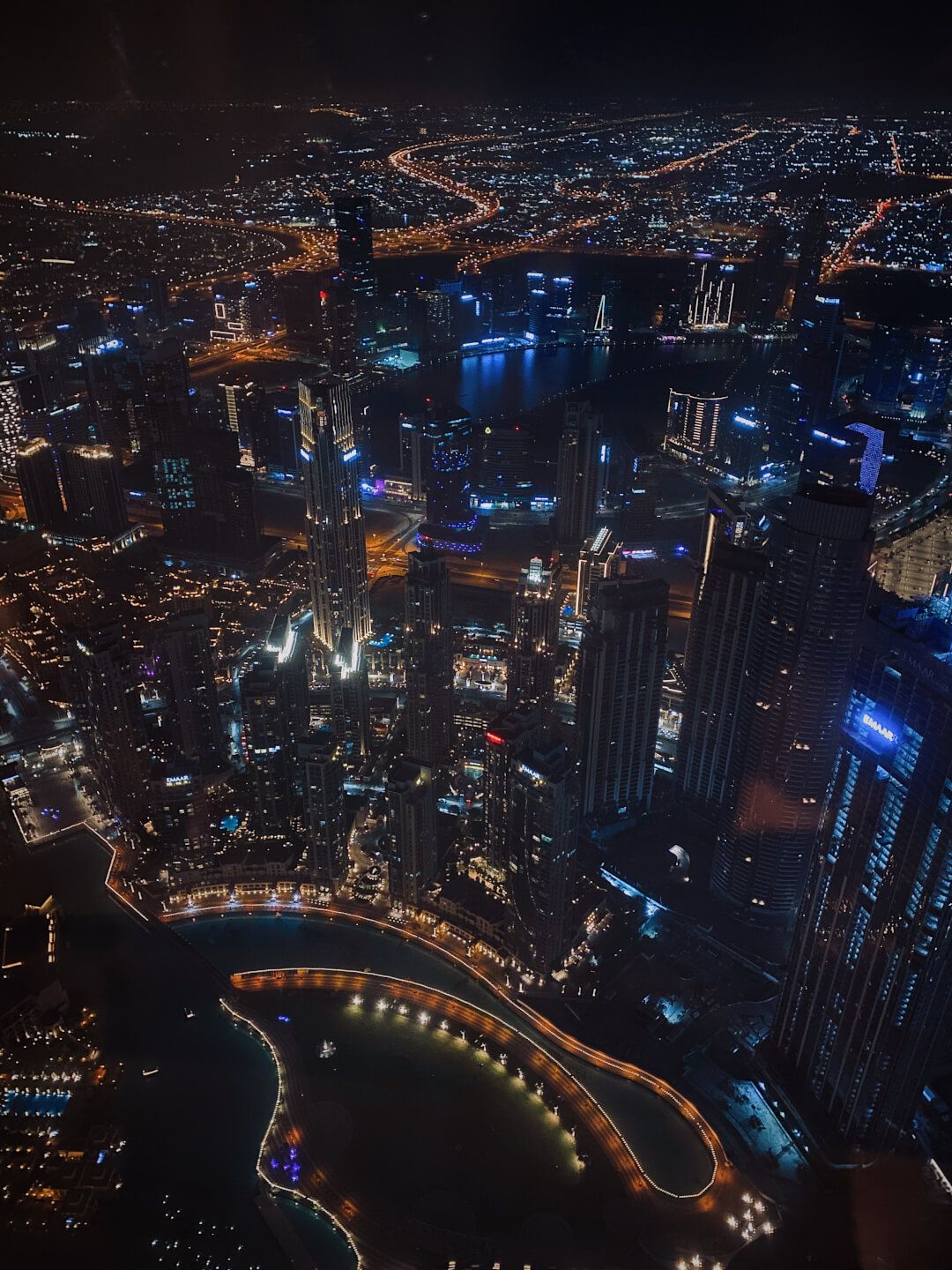 Atmosphere - Burj Khalifa - Dubai Atmosphere - Burj Khalifa - Dubai