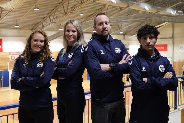 Trenerne i KFUM sandvolleyball