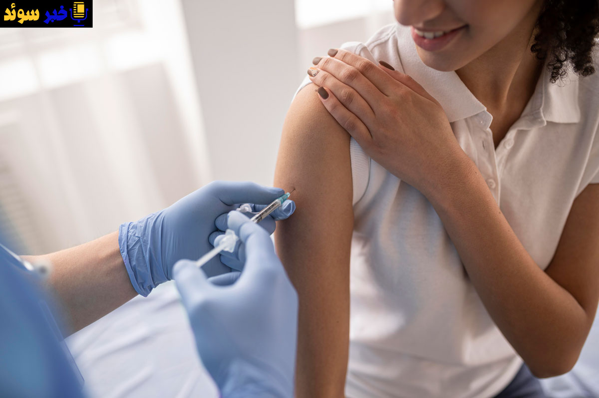 سفر به خارج و جلب جوانان به واکسیناسیون