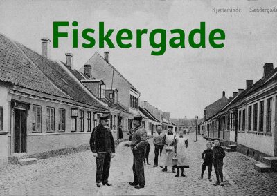 Gamle postkort fra Fiskergade i Kerteminde. Fra Karsten Holm Jensens samling.