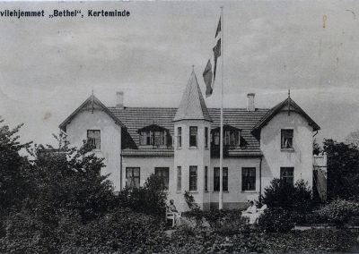 Hvilehjemmet Bethel. Et af mange gamle postkort fra Kerteminde på Karsten Holm Jensens hjemmeside