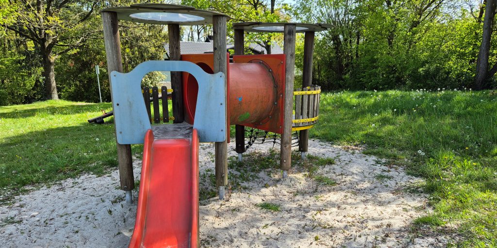 Spielplatz 1 - Dietenhofen