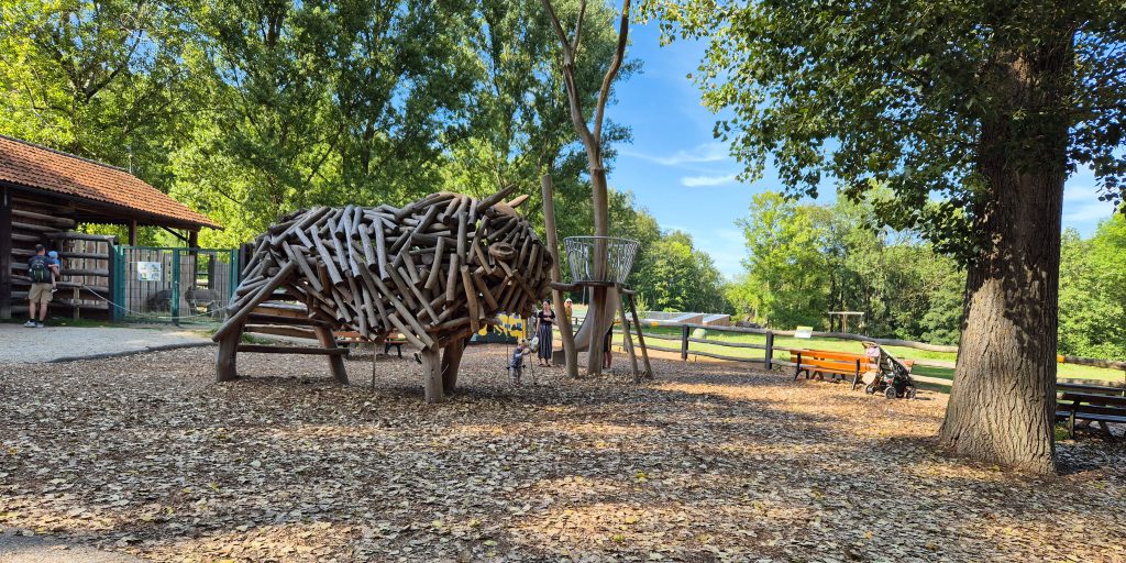 Wildpark Hundshaupten - Egloffstein