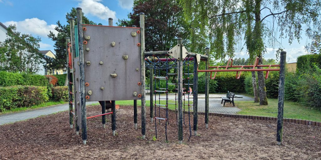 Spielplatz Nelkenstraße - Neuendettelsau