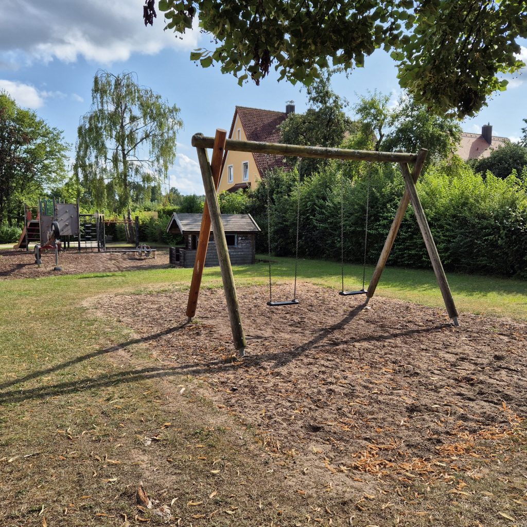 Spielplatz Nelkenstraße - Neuendettelsau