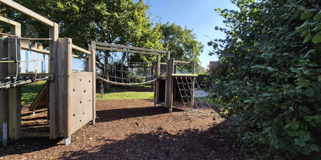 Spielplatz Lange Länge 38 - Neuendettelsau