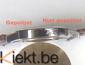 Voorbeeld krassen verwijderen uit een horloge. Voor en na het polijsten.