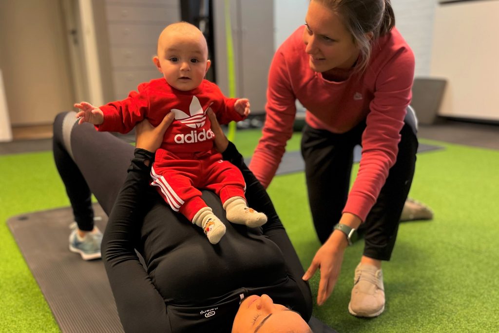 Coach.kine Annelies postnatale kinesitherapie