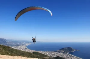 Alanya Paragliding: Tandem Flight from 800 Meters with Professional Pilot