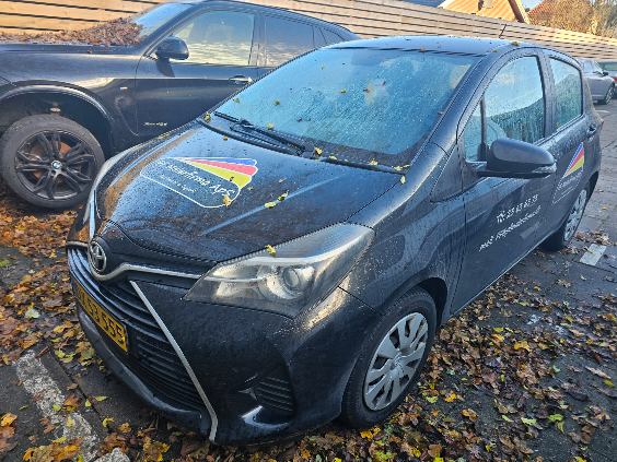 TOYOTA YARIS VAN 1.33 VVT-i - 5dørs a/c