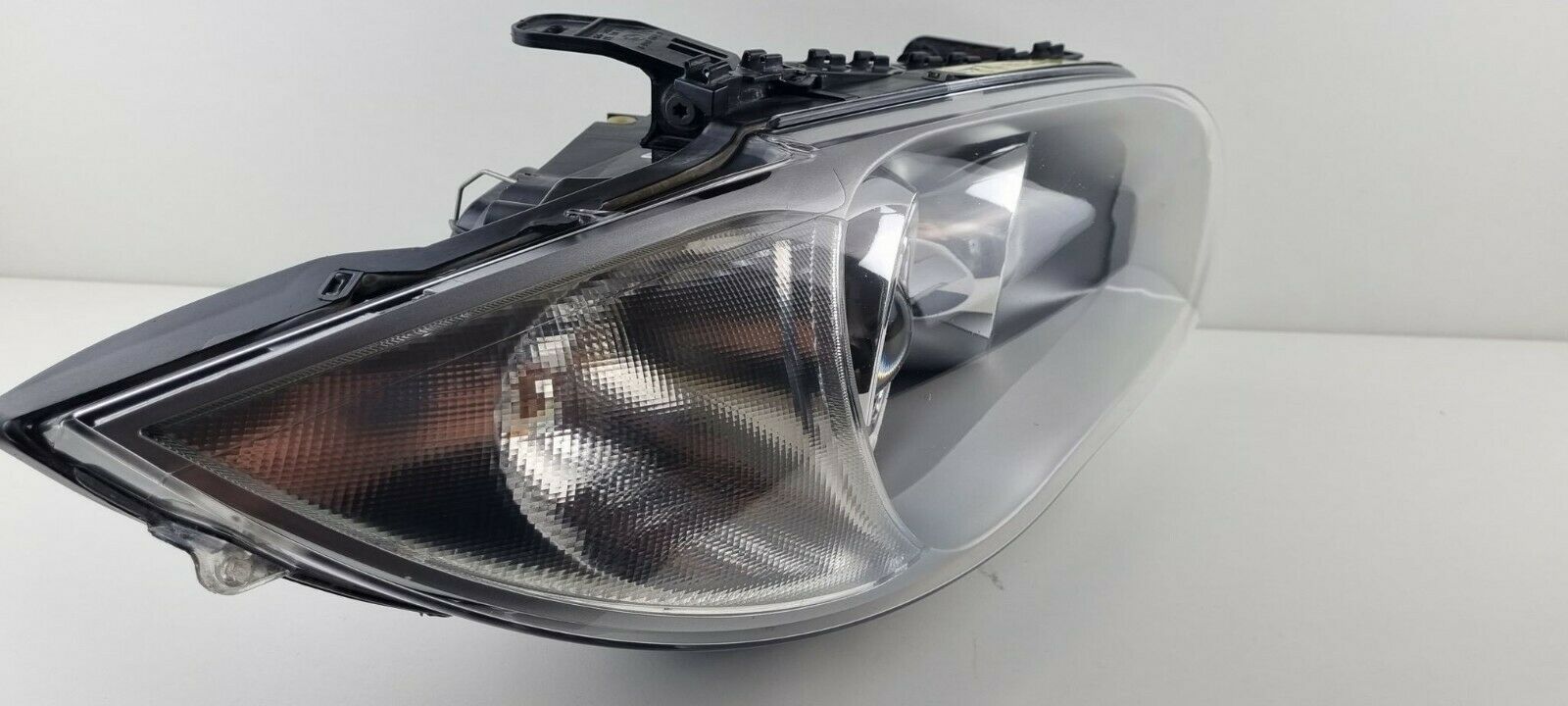 BMW 1 SERIES E87 BIXENON RIGHT DRIVER SIDE HEADLIGHT WITH BALLAST 3/096 KK Car Parts