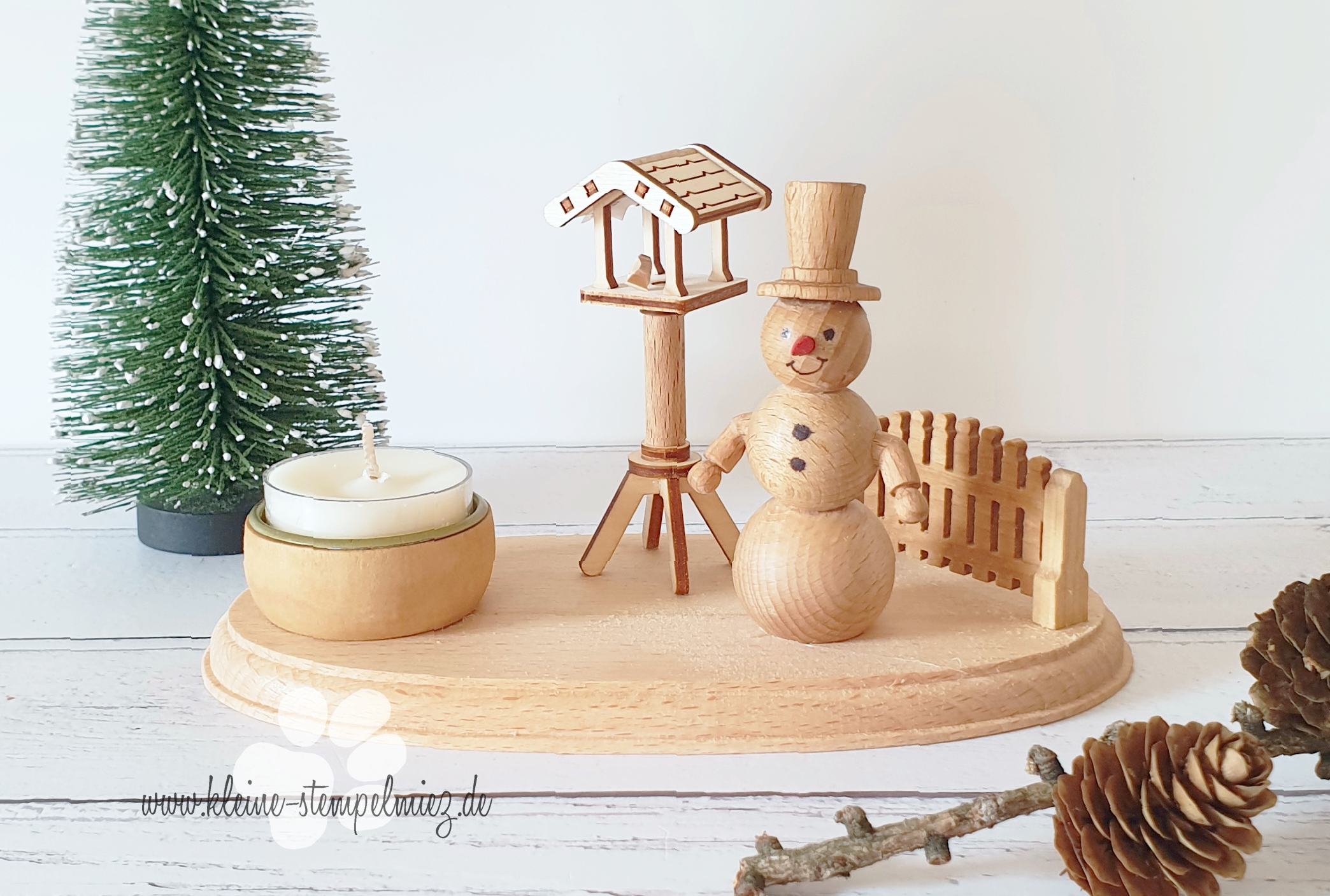 Kreativ durch den Advent – Schneemann Teelichthalter Box