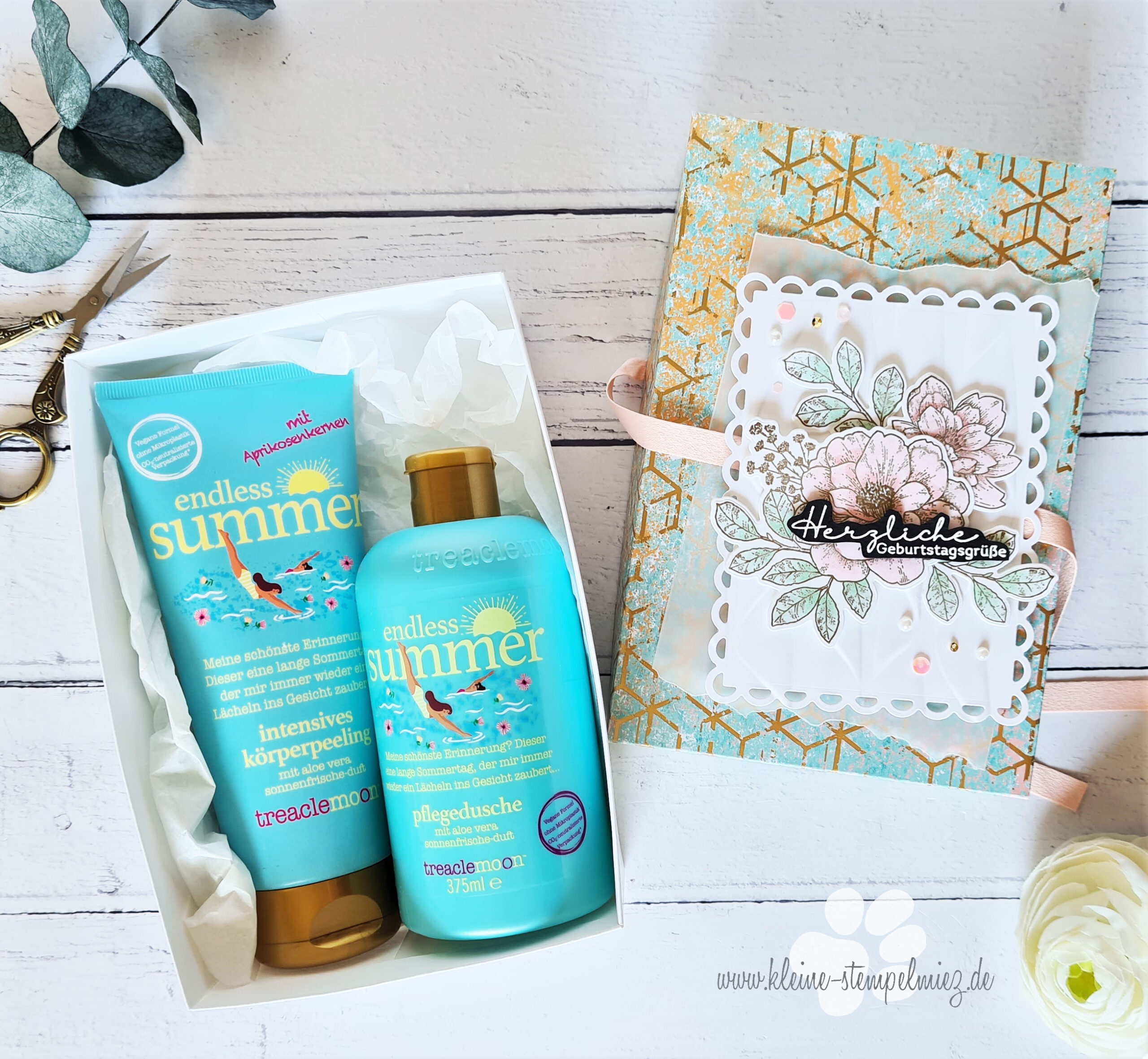 Stamping Sunday Blog Hop – Must Have