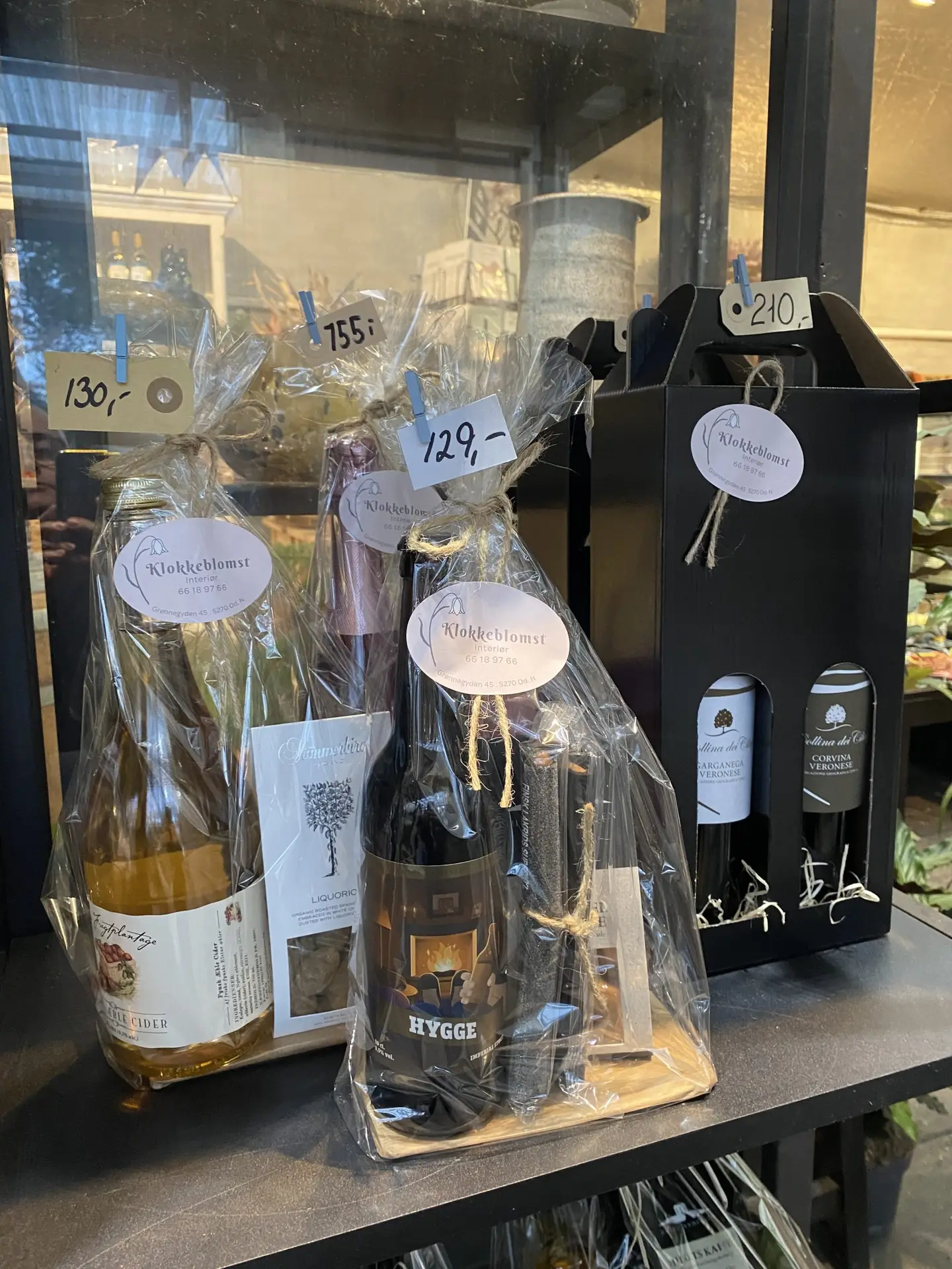 Klokkeblomst Stige Odense N - Gavekurv vin og chokolade – Klokkeblomst Klokkeblomst Stige Odense N - Gavekurv vin øl og delikatesser