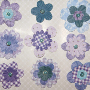 Ref 10010 – lot de 9 appliques fleurs en papier Violet/Bleu