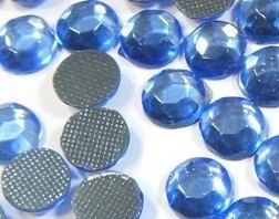 Ref 502-200 – 200 Strass SS20 Bleu saphir