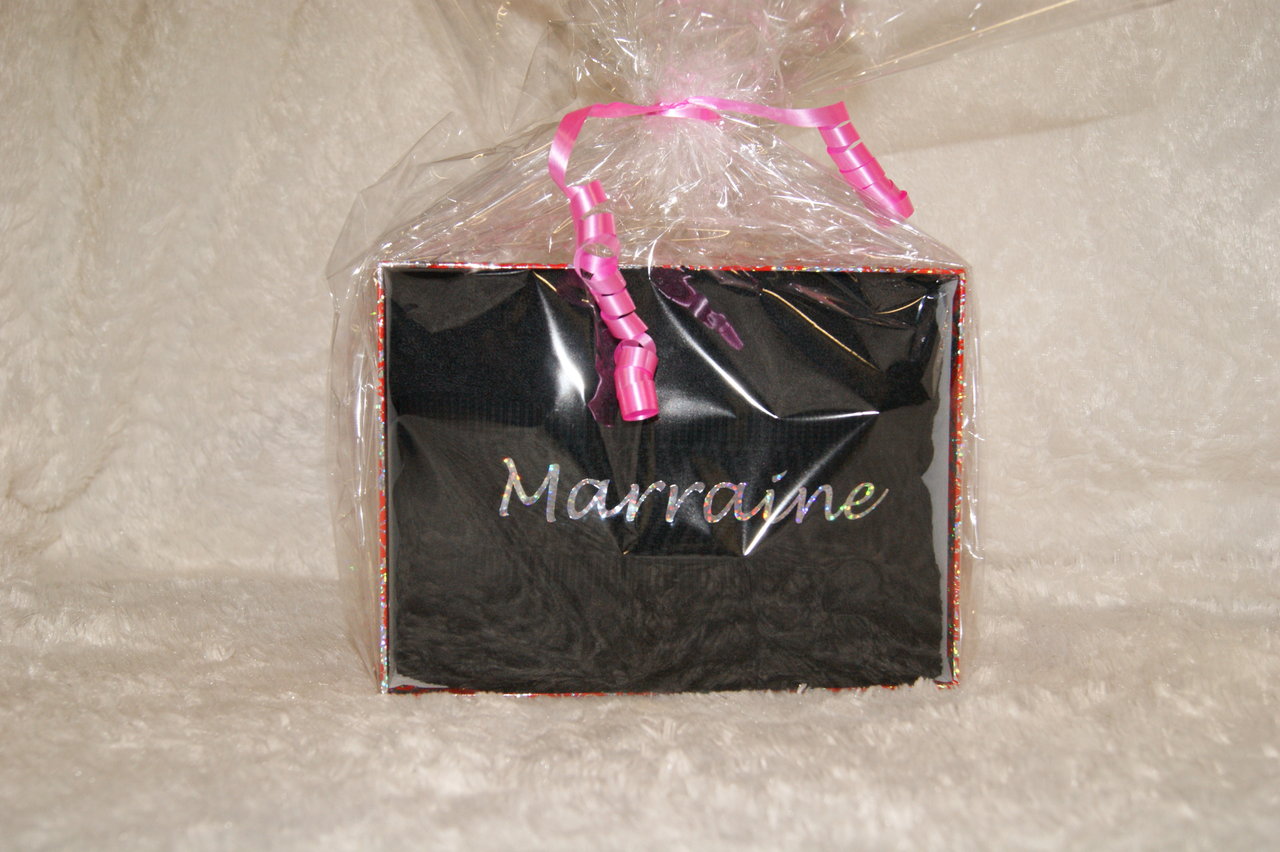 Ref 970Marraine - Coffret Cadeau Serviette "Marraine" 60cm x 110 cm