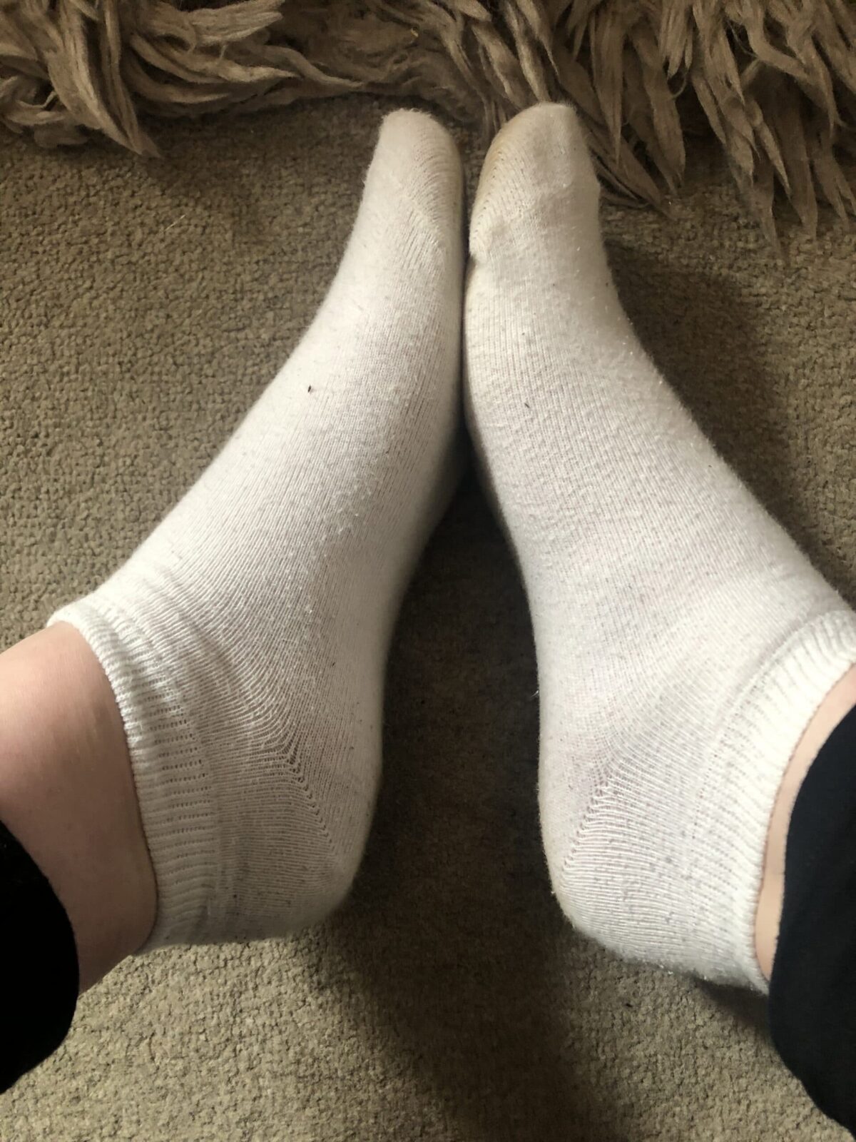 Women’s used white trainer socks Knickery