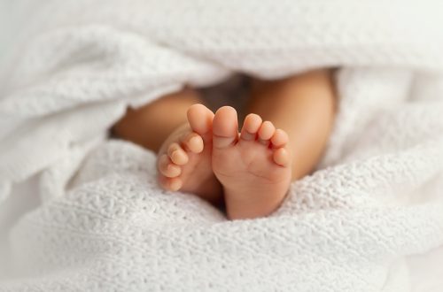Top 7 Easy Baby Blanket Knitting Kits (2026) 14