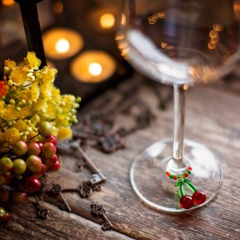 origineel cadeau uniek geschenk glazen glasmarker wijnglasmarker fruit kersen