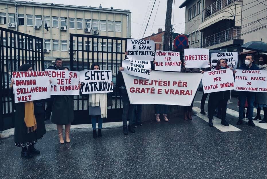 Protestë: Drejtësi për gratë e vrara