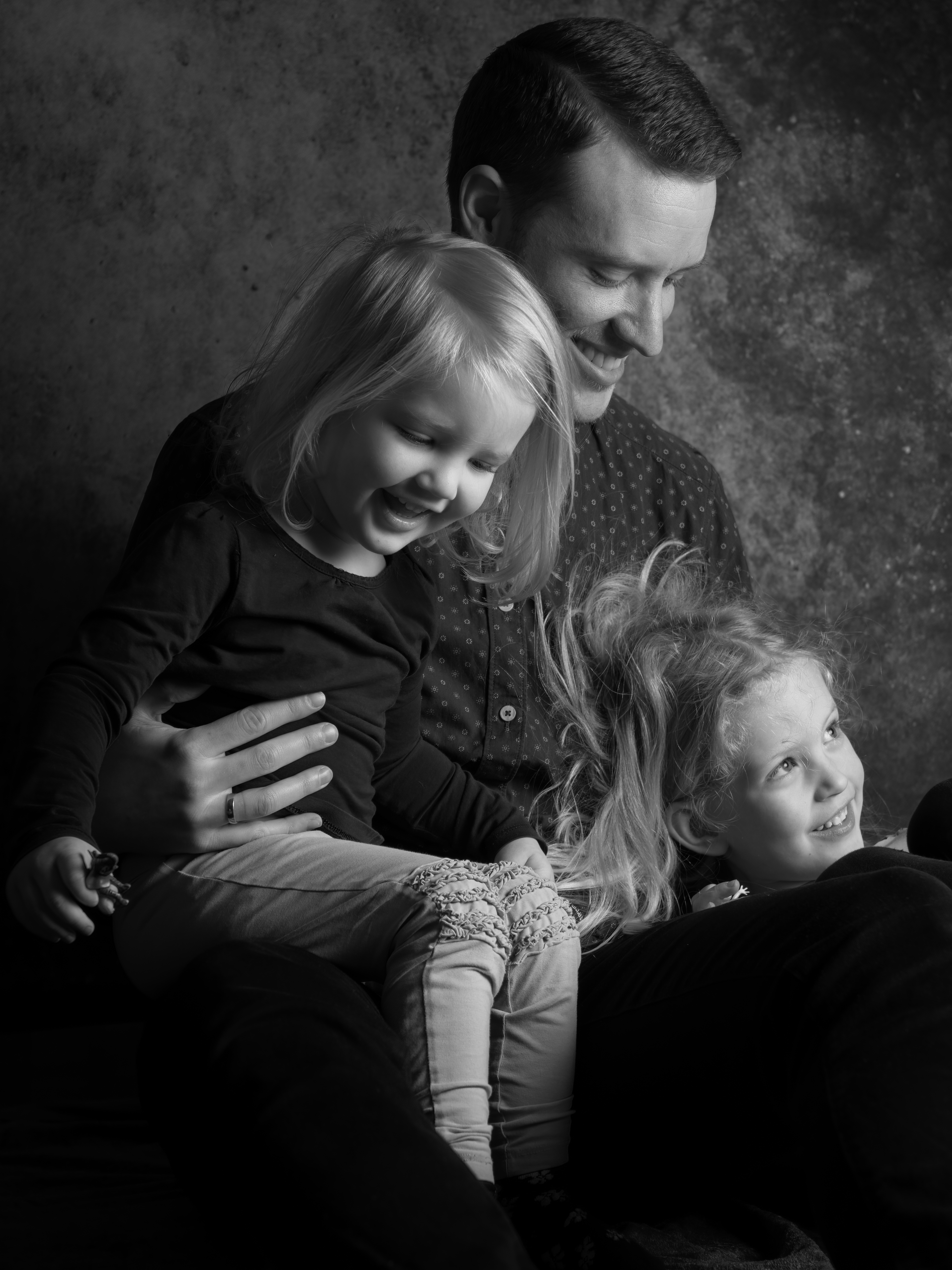 Familjefotografering av Fotograf Langes Fotografering i Motala Östergötland.