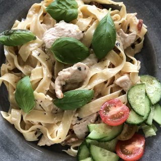 kycklingpasta med soltorkade tomater